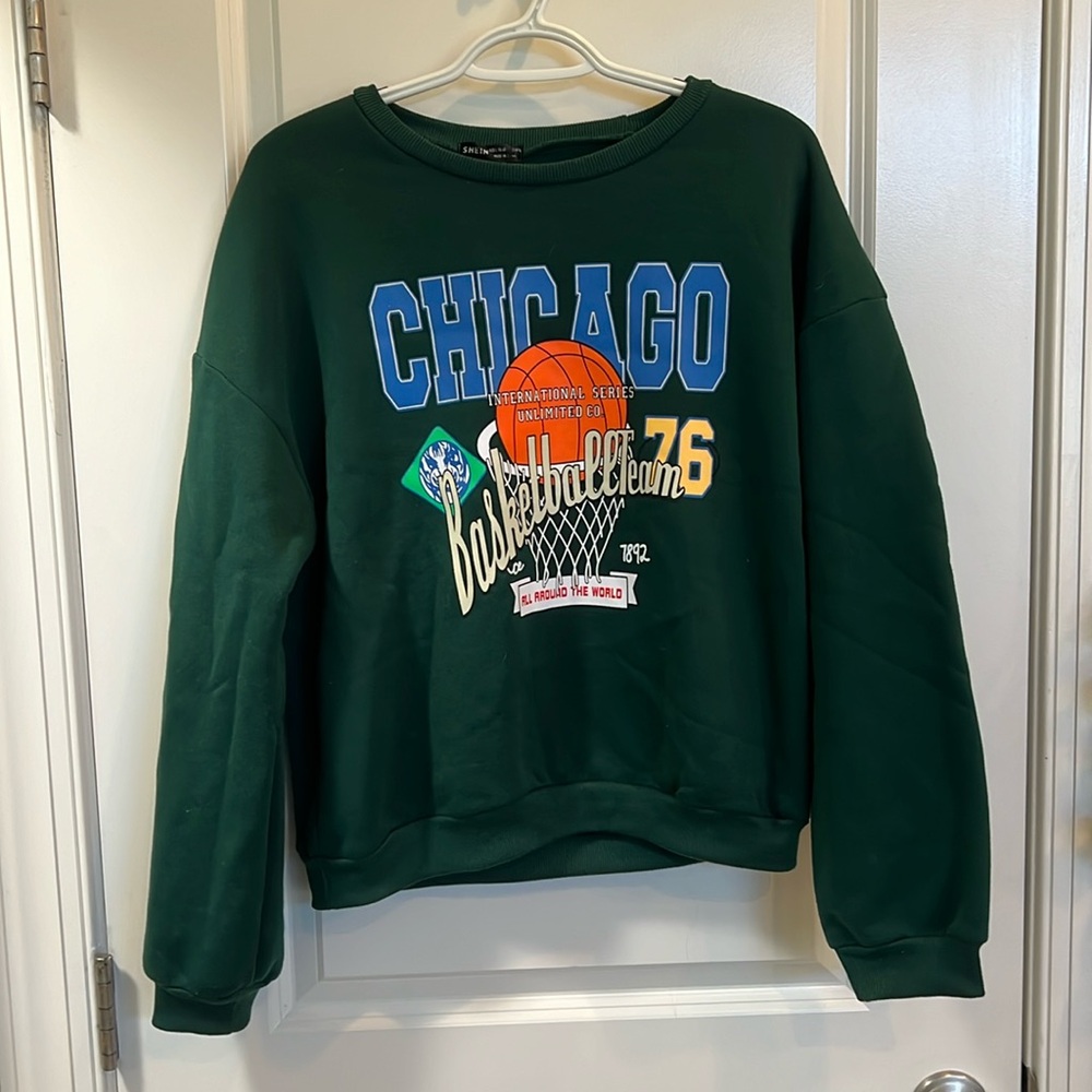 Chicago basketball crewneck
